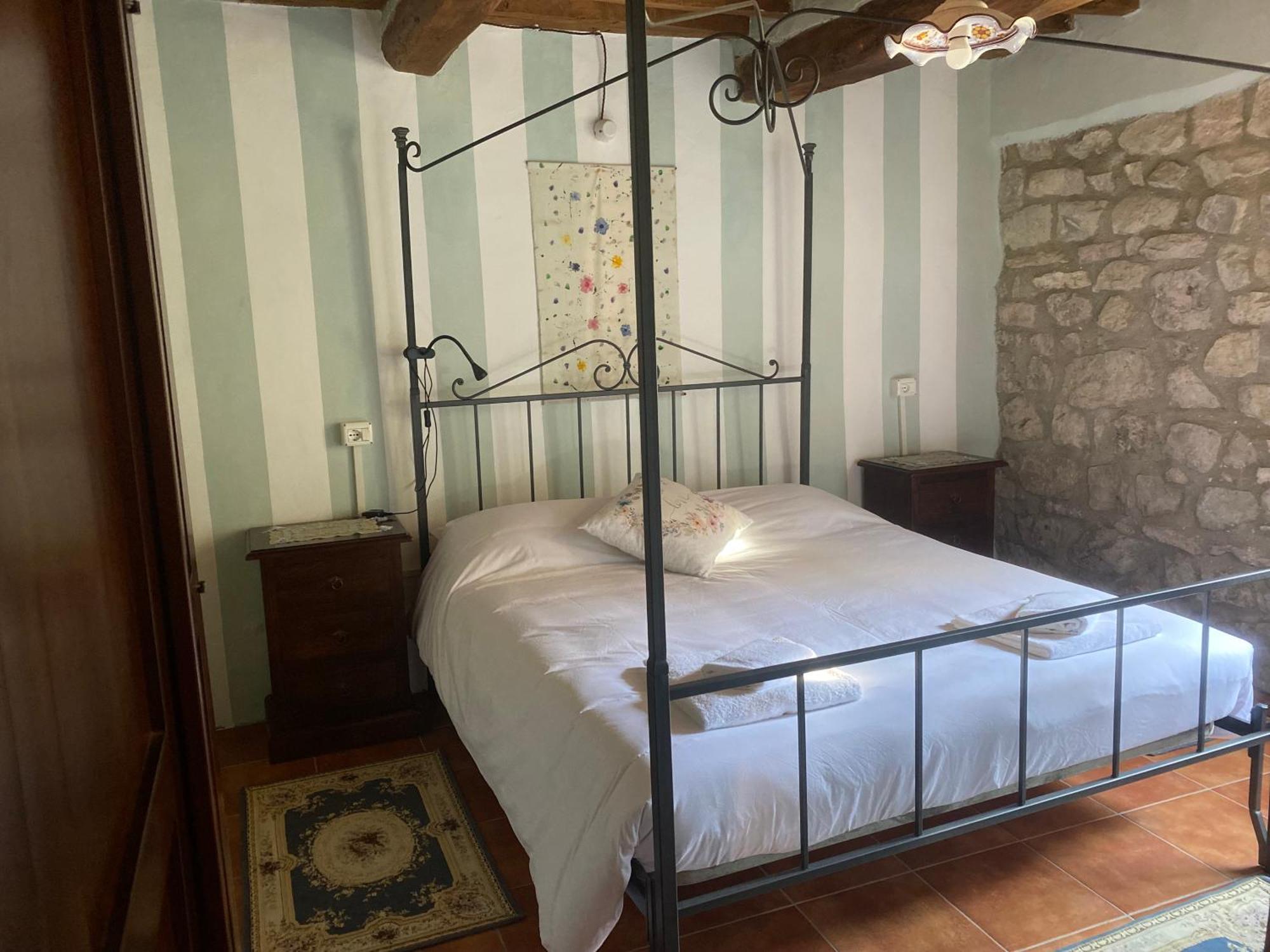 Double Room Mountain View,1525177474:JPEG